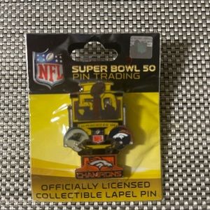 New NFL Trading Pin
